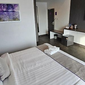Premium King Room